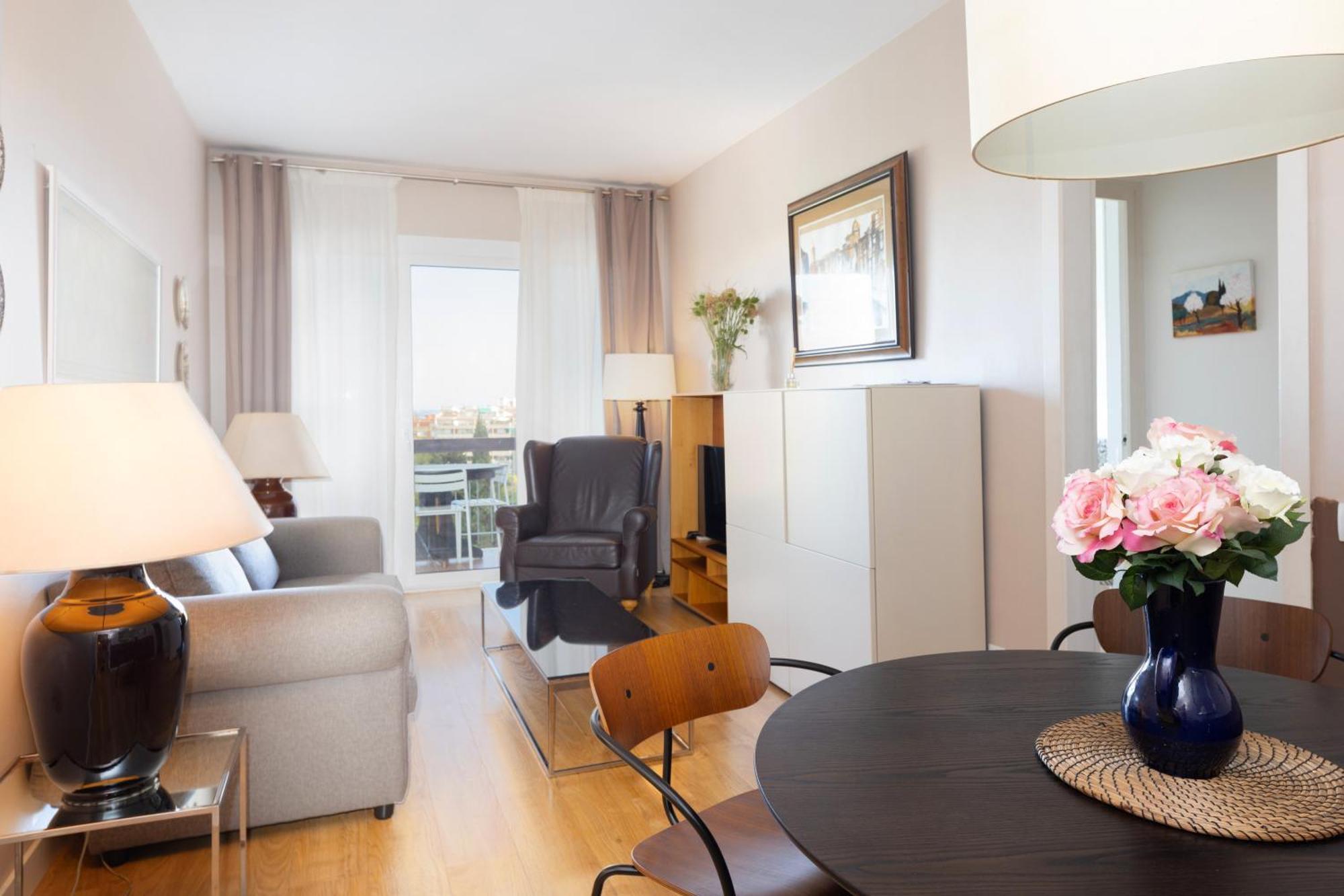 Lodging Guell Gaudi Barcelona